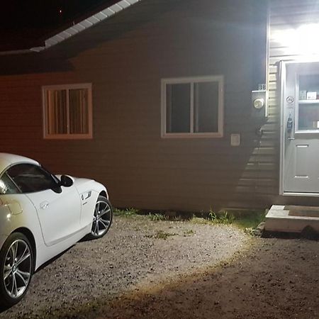 Preferred Rooms By Crestview Guest House Chapleau Buitenkant foto